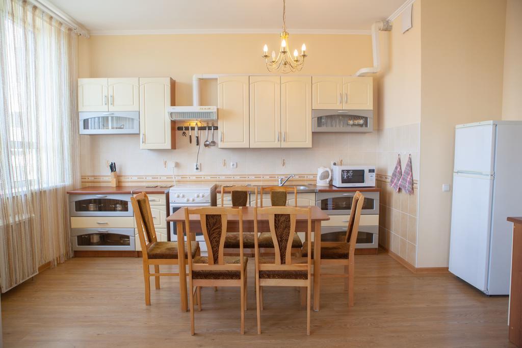 Apartment In 2 Min From Poznyaky Metro Station Kiev Luaran gambar