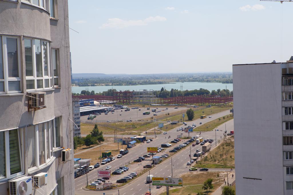 Apartment In 2 Min From Poznyaky Metro Station Kiev Luaran gambar